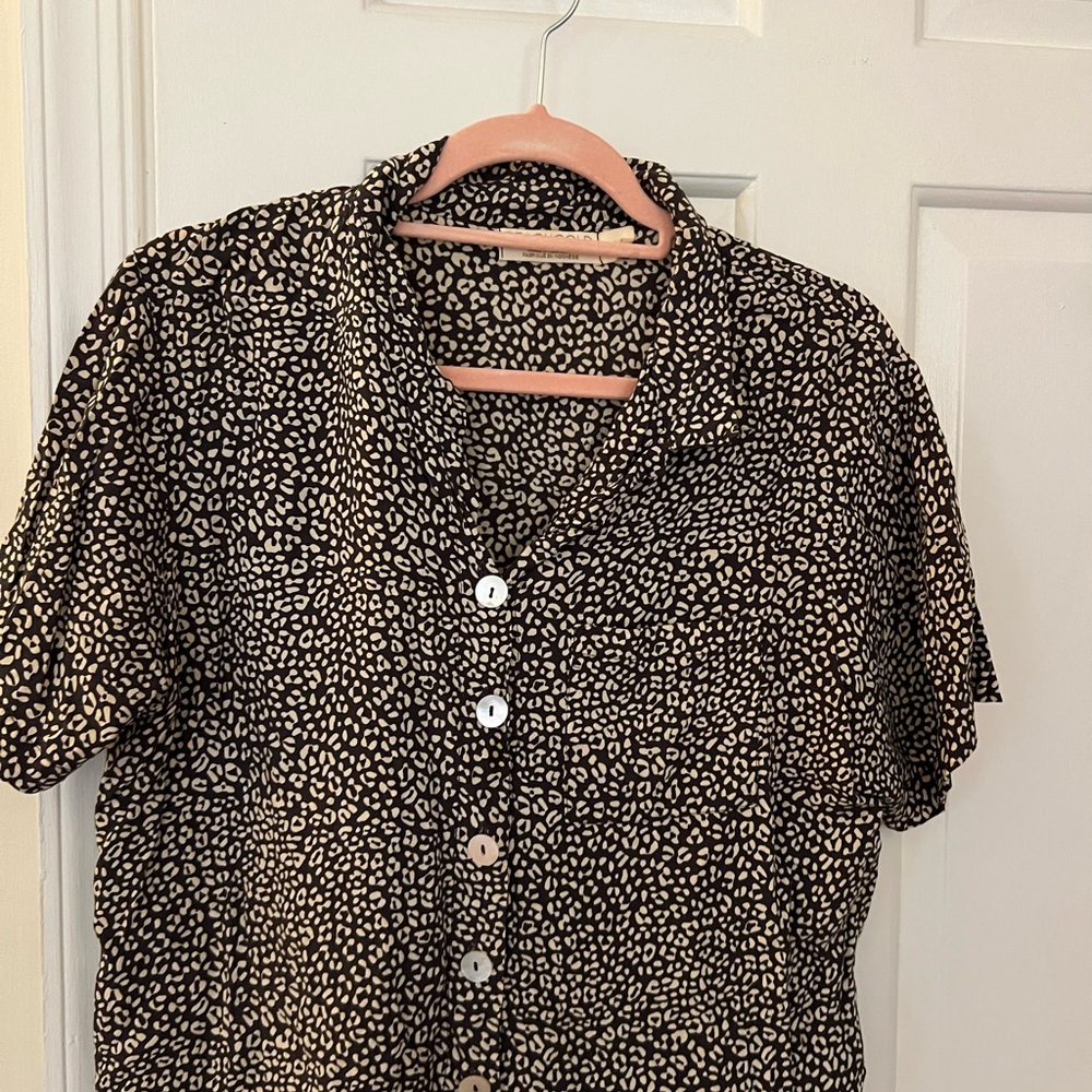 Anthropologie Beachgold Blouse Leopard Print Size: Medium
